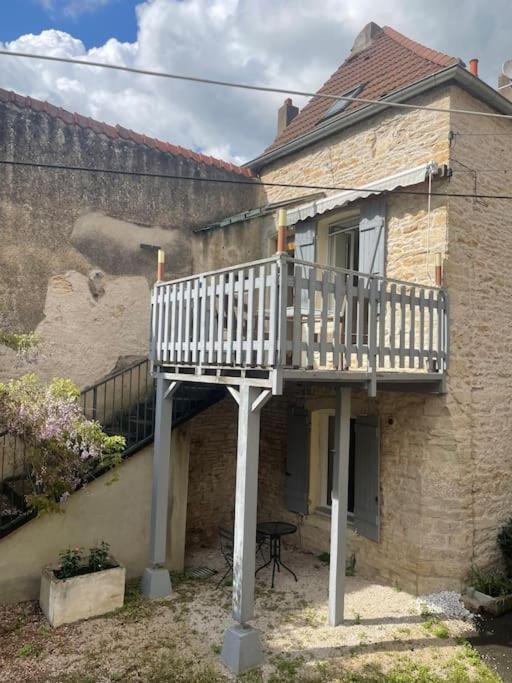 Agreable Gite Au Coeur Du Centre Ville 4 Personnes Chagny  Exterior photo