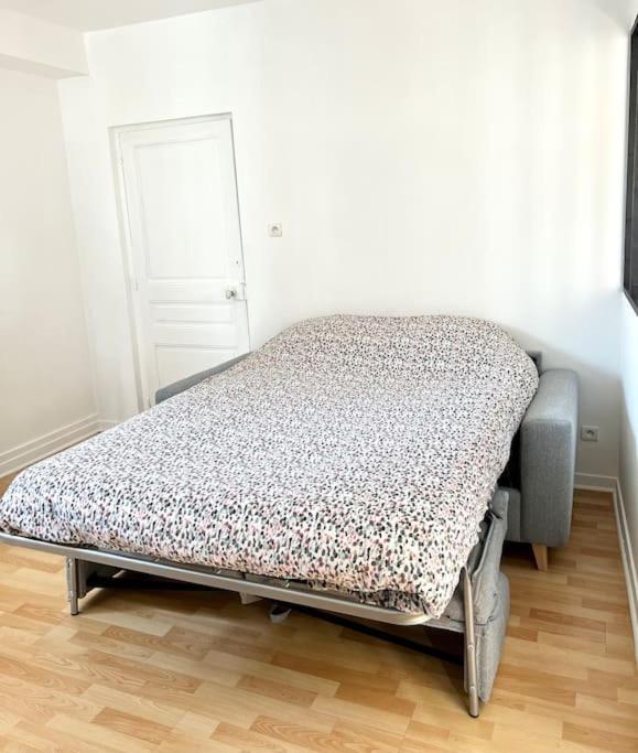 Agreable Gite Au Coeur Du Centre Ville 4 Personnes Chagny  Exterior photo
